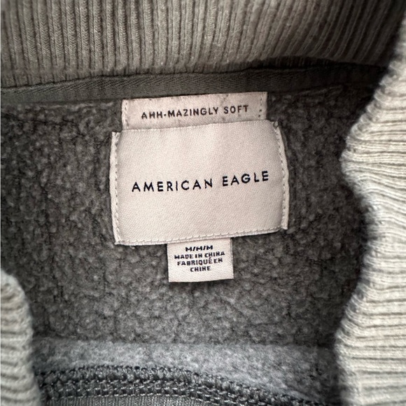 American Eagle Ahh-mazingly Soft Oversized Turtleneck Sweater Size Medium - Picture 4 of 6